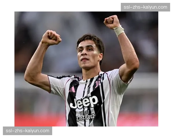 国际米兰加时赛2-1击败尤文图斯,成就国内双冠王 国际米兰加时赛2-1击败尤文图斯,成就国内双冠王